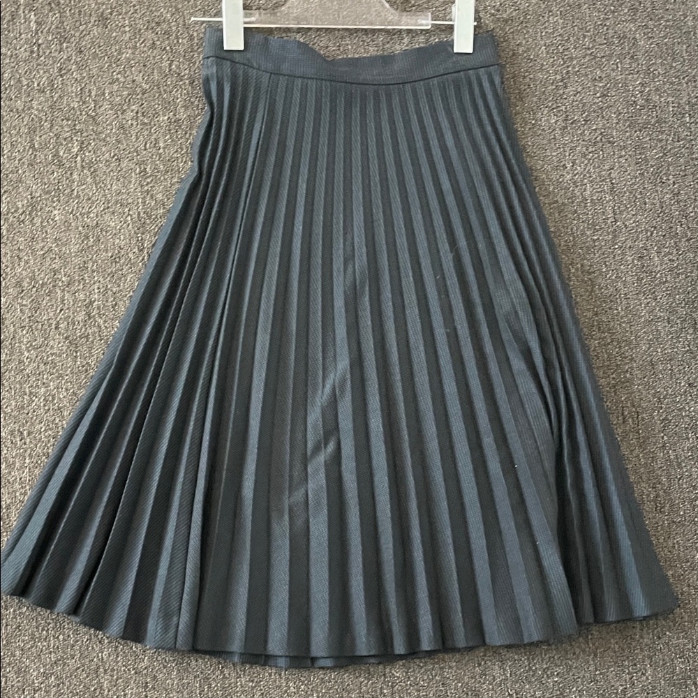 Herringbone Pleated Skirt
